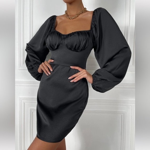 Black Long Sleeve Mini Dress - Picture 1 of 8